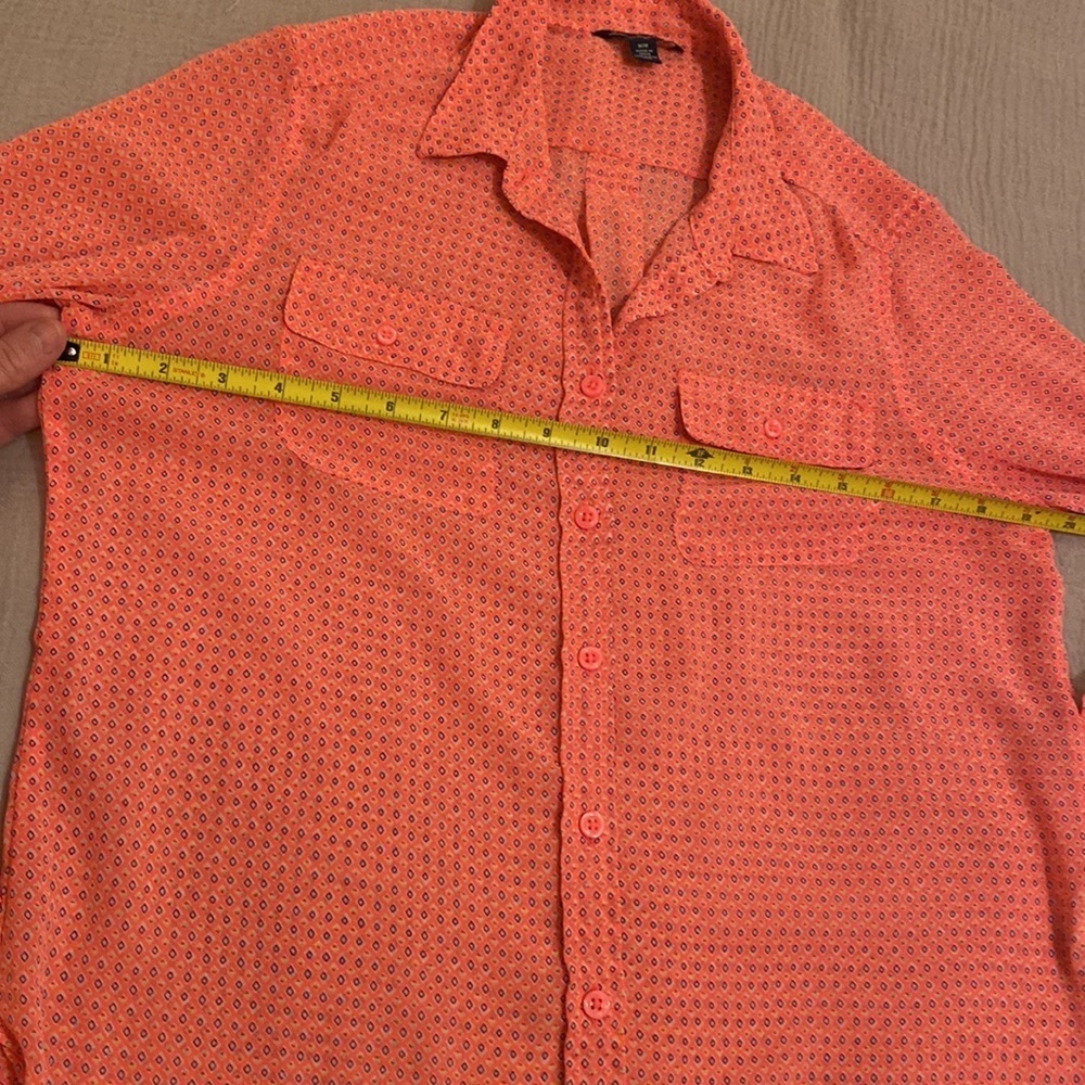 American Eagle Printed Button Down Blouse . Size M - image 6